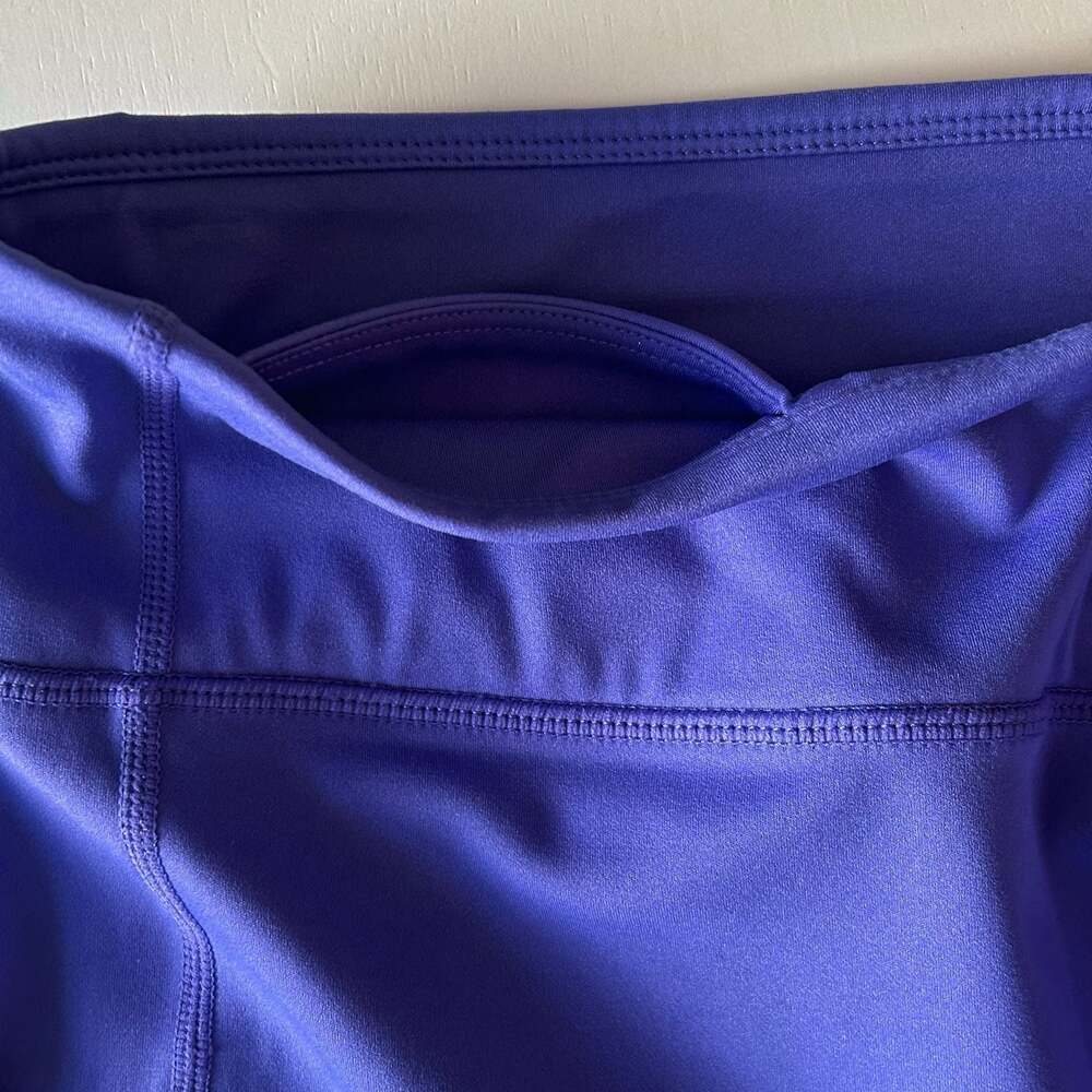 Fabletics Purple High Waisted Pocket Leggings Size Medium - Picture 6 of 9